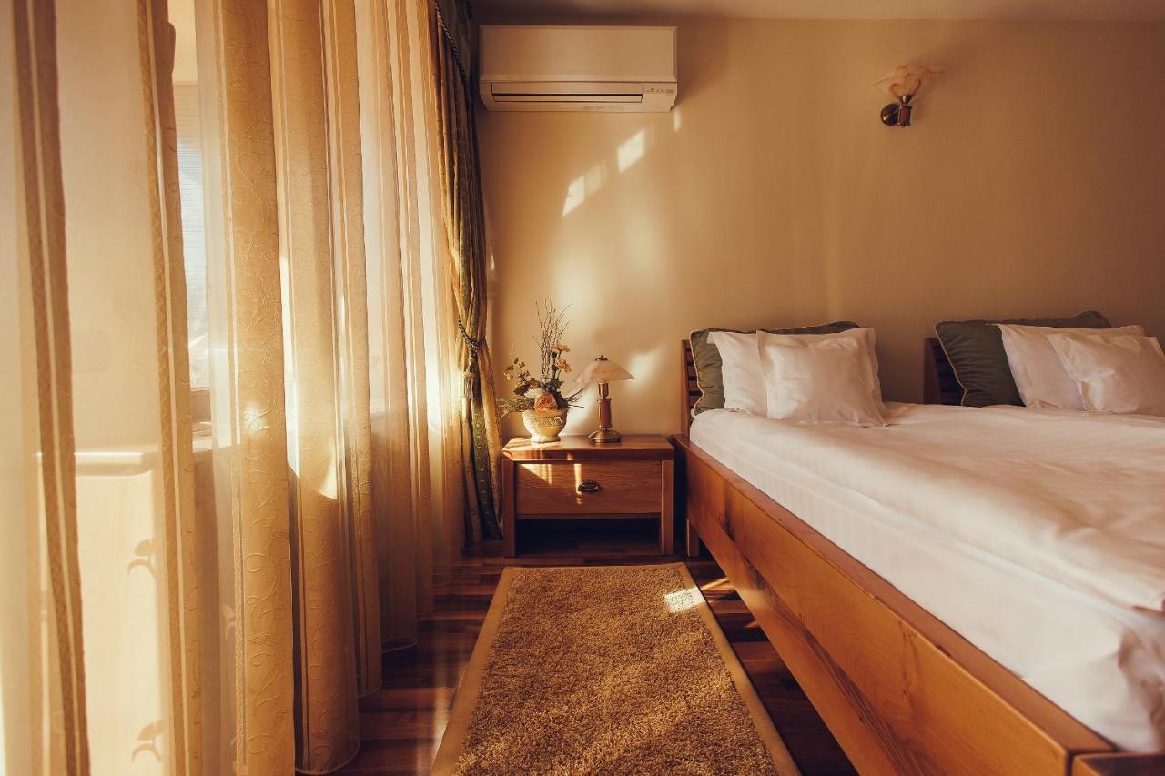 Denisa Boutique Hotel Poiana Brasov Buitenkant foto
