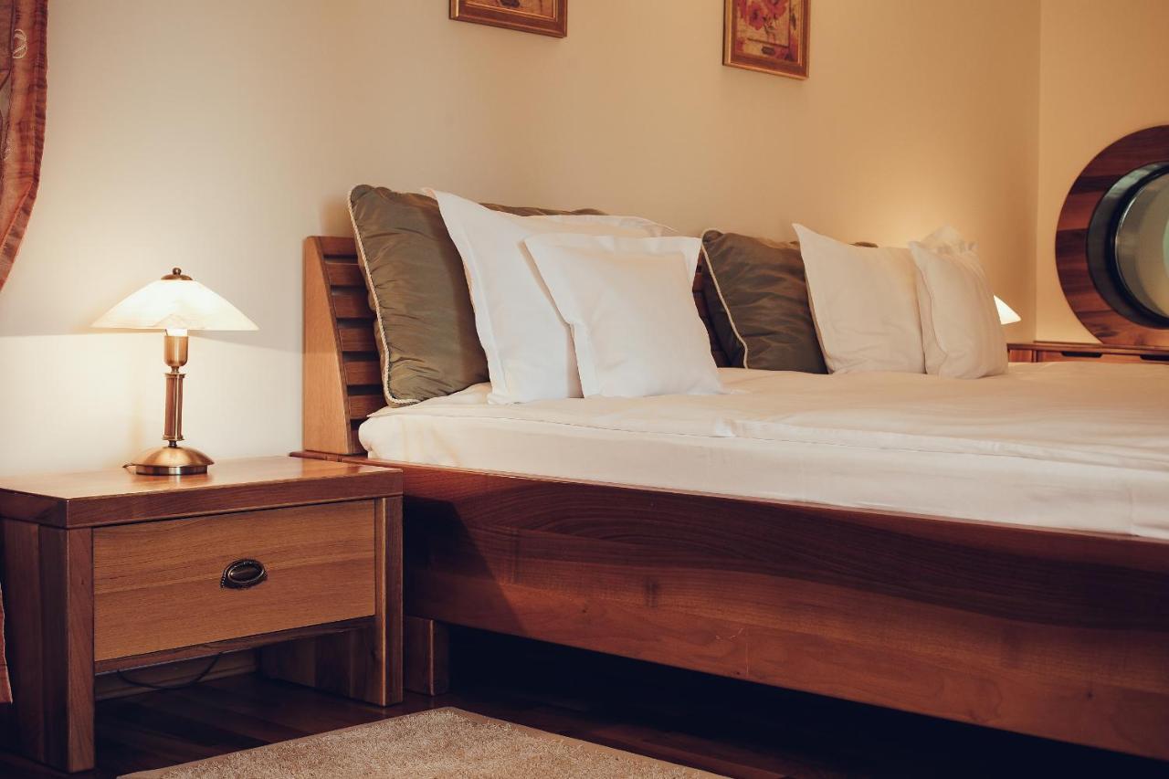 Denisa Boutique Hotel Poiana Brasov Buitenkant foto