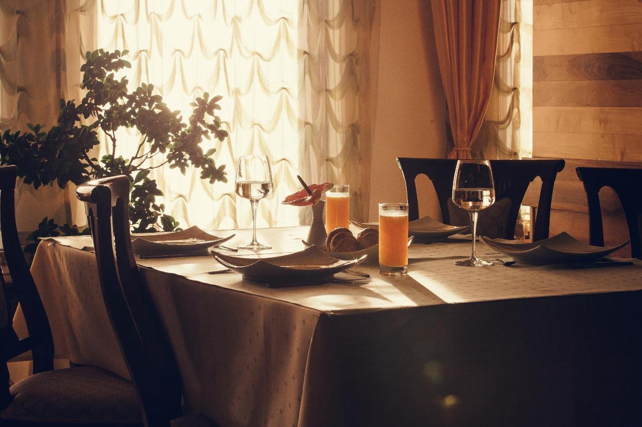 Denisa Boutique Hotel Poiana Brasov Buitenkant foto