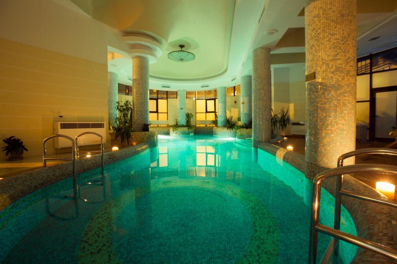 Denisa Boutique Hotel Poiana Brasov Buitenkant foto