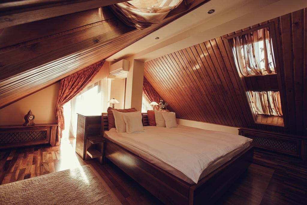 Denisa Boutique Hotel Poiana Brasov Buitenkant foto
